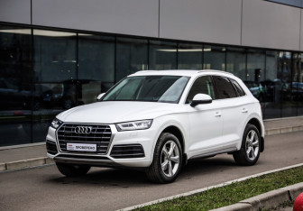 Подержанный автомобиль Audi Q5 2017 года (3 фото)