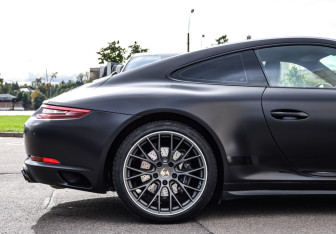 Подержанный автомобиль Porsche 911 Coupe 2016 года (8 фото)