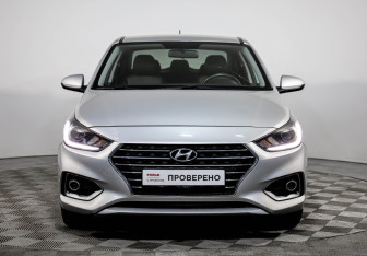 Подержанный автомобиль Hyundai Solaris Sedan 2019 года (2 фото)