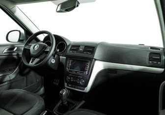 Подержанный автомобиль Skoda Yeti 2014 года (9 фото)