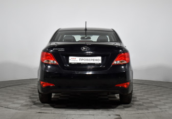 Подержанный автомобиль Hyundai Solaris Sedan 2016 года (6 фото)