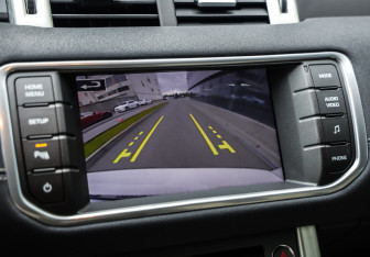 Подержанный автомобиль Land Rover Range Rover Evoque 2013 года (17 фото)