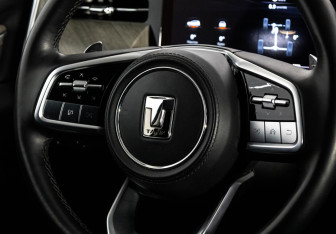 Подержанный автомобиль Tank 500 2023 года (14 фото)