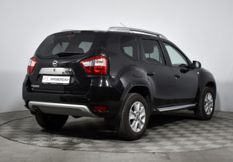 Подержанный автомобиль Nissan Terrano 2019 года (5 фото)