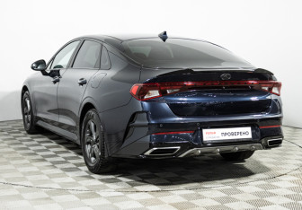 Подержанный автомобиль Kia K5 2020 года (7 фото)