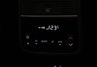 Подержанный автомобиль Exeed VX 2023 года (29 фото)