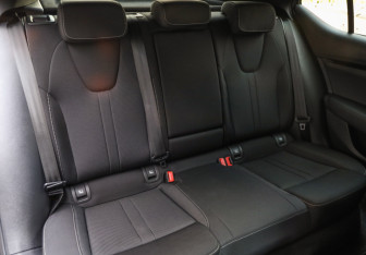 Подержанный автомобиль Skoda Octavia Liftback 2021 года (30 фото)