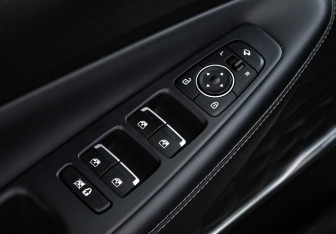 Подержанный автомобиль Hyundai Santa Fe 2020 года (14 фото)