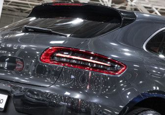 Подержанный автомобиль Porsche Macan 2018 года (7 фото)