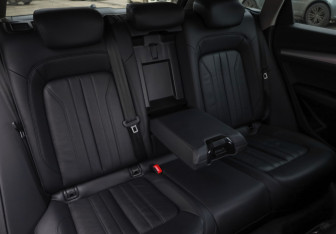 Подержанный автомобиль Audi Q5 2020 года (26 фото)