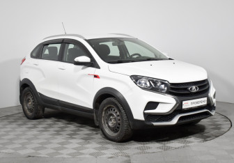 Подержанный автомобиль LADA (ВАЗ) XRAY 2020 года (3 фото)