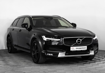 Подержанный автомобиль Volvo V90 Cross Country 2018 года (4 фото)