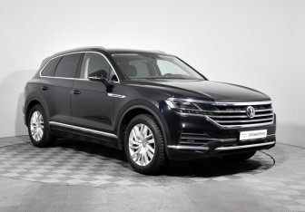 Подержанный автомобиль Volkswagen Touareg 2019 года (3 фото)