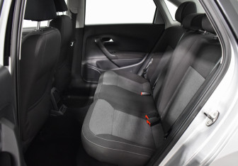 Подержанный автомобиль Volkswagen Polo Sedan 2018 года (11 фото)