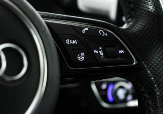 Подержанный автомобиль Audi A5 Coupe 2017 года (22 фото)