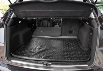 Подержанный автомобиль Audi Q5 2013 года (28 фото)