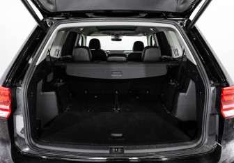 Подержанный автомобиль Volkswagen Teramont 2019 года (30 фото)