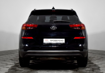 Подержанный автомобиль Hyundai Tucson 2019 года (6 фото)