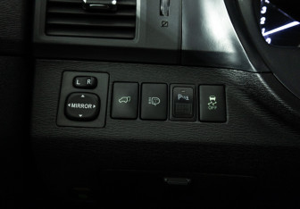 Подержанный автомобиль Toyota Venza 2013 года (22 фото)