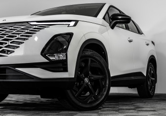 Подержанный автомобиль Omoda C5 2023 года (2 фото)