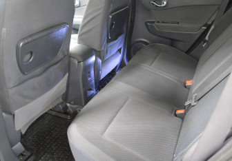 Подержанный автомобиль Renault Koleos 2010 года (11 фото)