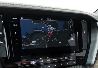 Подержанный автомобиль Volkswagen Touareg 2019 года (25 фото)