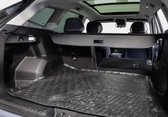 Подержанный автомобиль Geely Atlas 2024 года (27 фото)