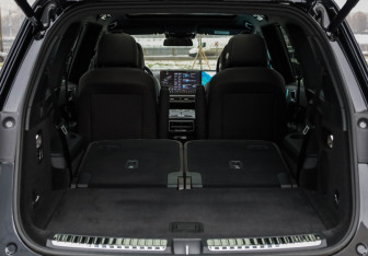 Подержанный автомобиль LiXiang L9 2024 года (39 фото)