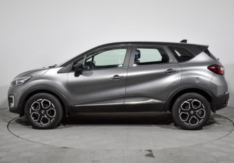 Подержанный автомобиль Renault Kaptur 2021 года (8 фото)