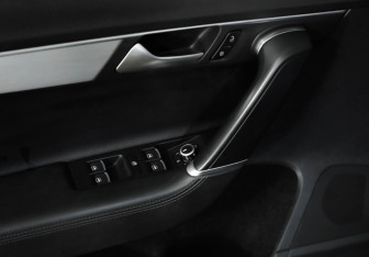 Подержанный автомобиль Volkswagen Passat Sedan 2014 года (25 фото)