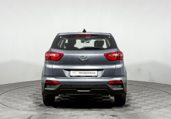 Подержанный автомобиль Hyundai Creta 2019 года (6 фото)