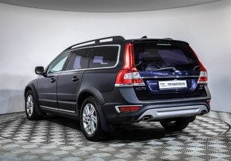 Подержанный автомобиль Volvo XC70 2015 года (7 фото)