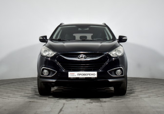 Подержанный автомобиль Hyundai ix35 2012 года (2 фото)