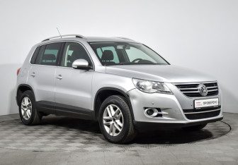 Подержанный автомобиль Volkswagen Tiguan 2011 года (3 фото)