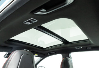 Подержанный автомобиль Geely Coolray 2024 года (10 фото)