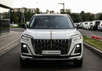 Подержанный автомобиль Hongqi HS3 2024 года (4 фото)