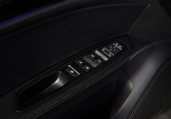 Подержанный автомобиль Renault Arkana 2019 года (18 фото)