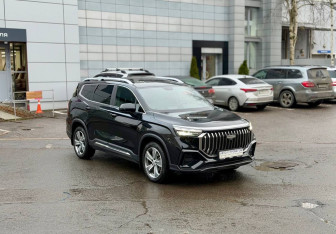 Подержанный автомобиль Geely Okavango 2024 года (3 фото)