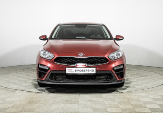 Подержанный автомобиль Kia Cerato Sedan 2019 года (2 фото)