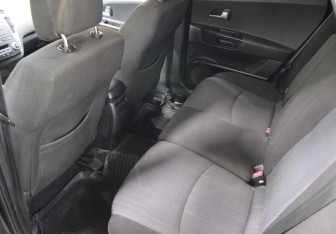 Подержанный автомобиль Kia Ceed Hatchback 2010 года (11 фото)