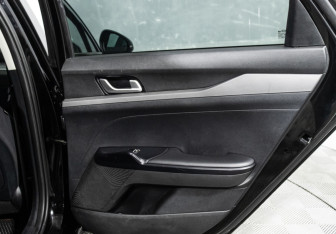 Подержанный автомобиль Kia K5 2021 года (27 фото)