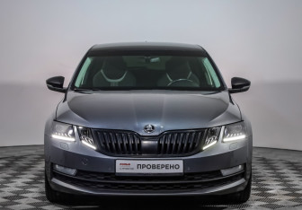 Подержанный автомобиль Skoda Octavia Liftback 2018 года (2 фото)