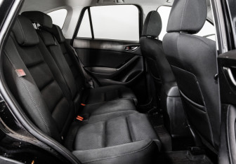 Подержанный автомобиль Mazda CX-5 2016 года (19 фото)