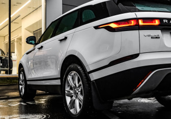 Подержанный автомобиль Land Rover Range Rover Velar 2018 года (8 фото)