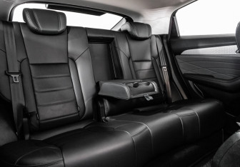 Подержанный автомобиль Haval F7x 2022 года (23 фото)