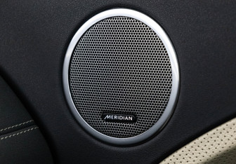 Подержанный автомобиль Land Rover Range Rover Evoque 2011 года (21 фото)