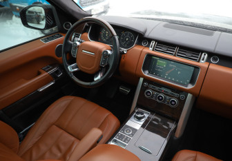 Подержанный автомобиль Land Rover Range Rover 2017 года (11 фото)