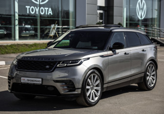 Подержанный автомобиль Land Rover Range Rover Velar 2018 года (3 фото)