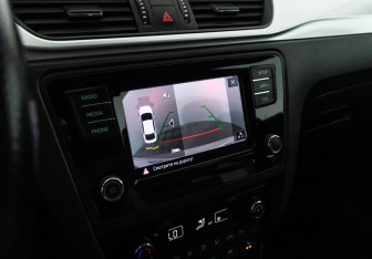 Подержанный автомобиль Skoda Rapid Liftback 2019 года (16 фото)