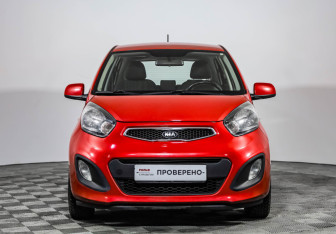 Подержанный автомобиль Kia Picanto 2014 года (2 фото)